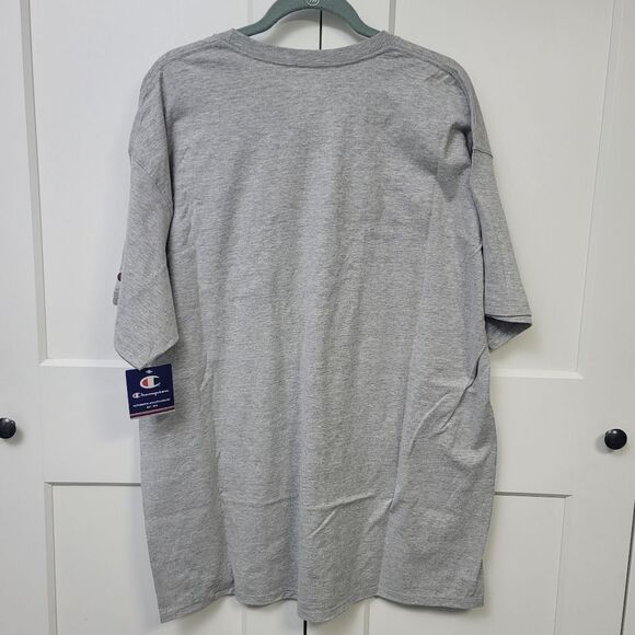 Champion short sleeve tee with logo across chest, size 2XL - Picture 6 of 6